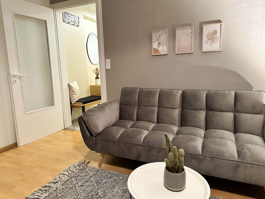 Gemuetliche 2-Zimmer Wohnung Im Zentrum ノイミュンスター エクステリア 写真
